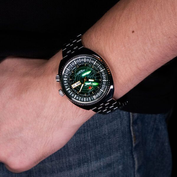 ساعت مچی اورینت مدل RA-AA0E02E09C